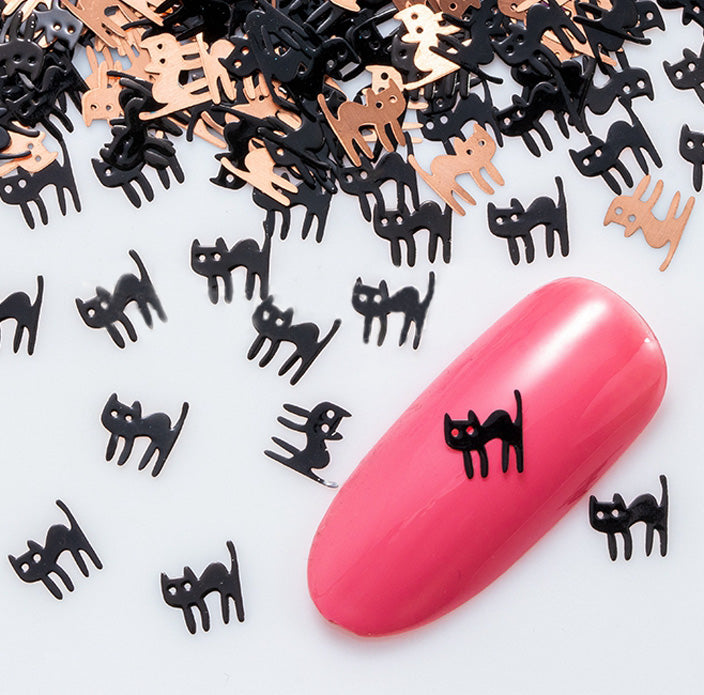 Halloween Cat Nail Slices x 20. Really cute little metal cats!