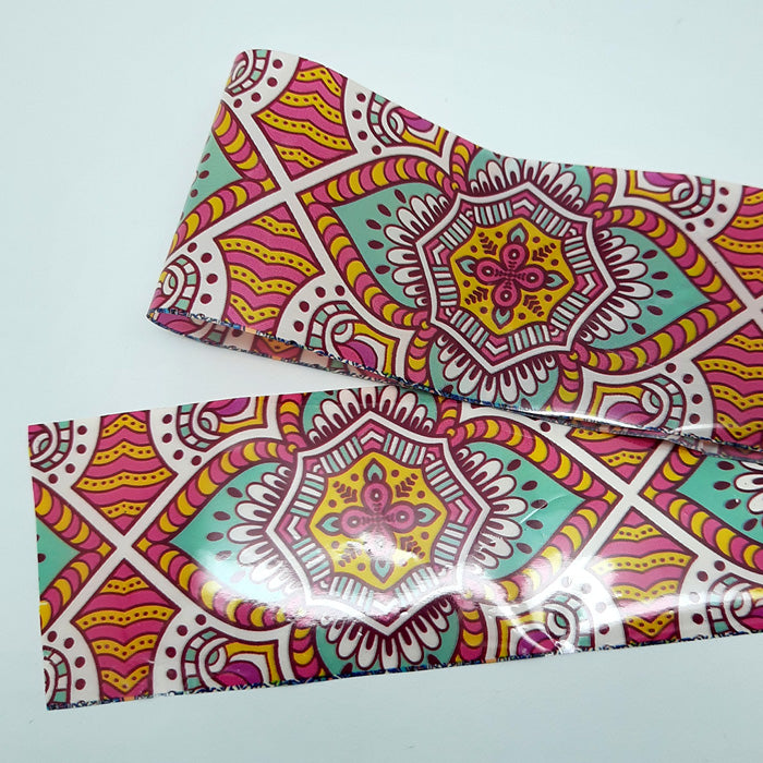 Bold + Funky Nail Foil #4. Stunning design.