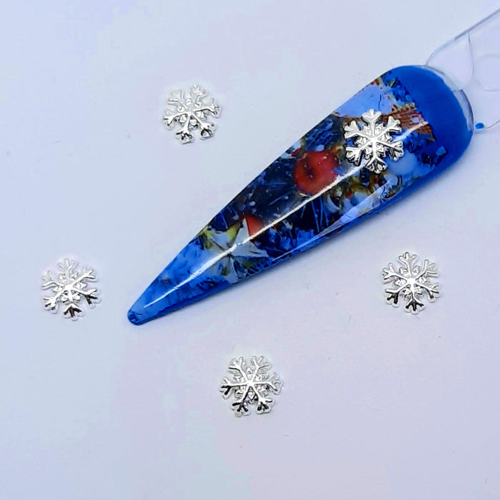Snowflakes Nail Charms x 4, Silver, beautiful snowflakes.