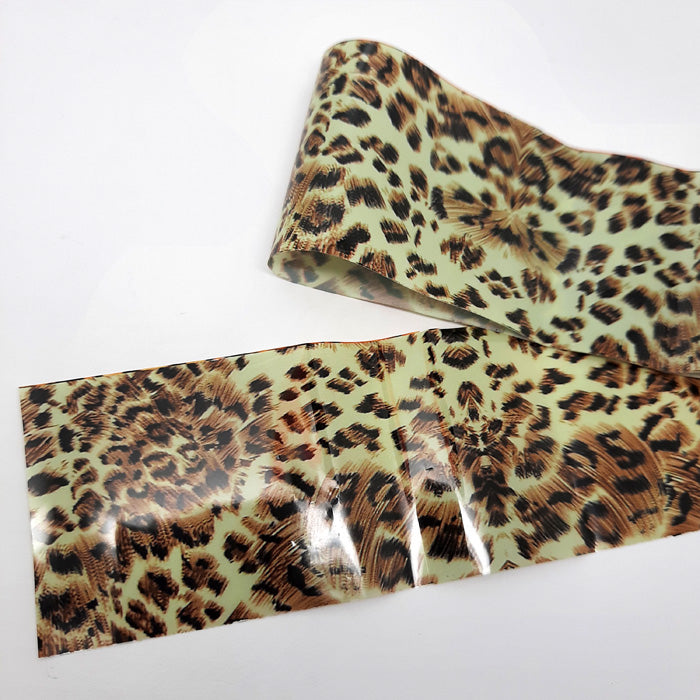 Smudged Leopard Print Nail Foil.
Supplied in 4cm x 100cm lengths.