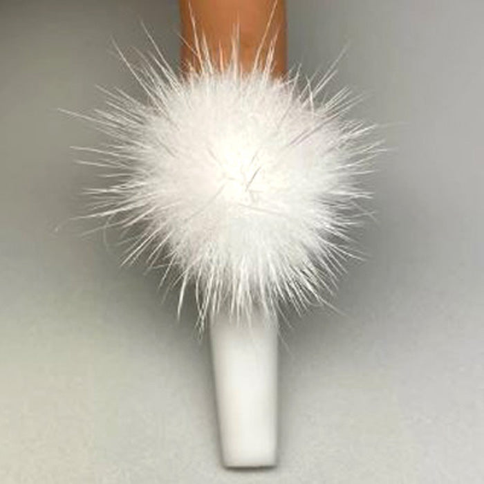 Magnetic Fluffy Nail Pom Poms x 1