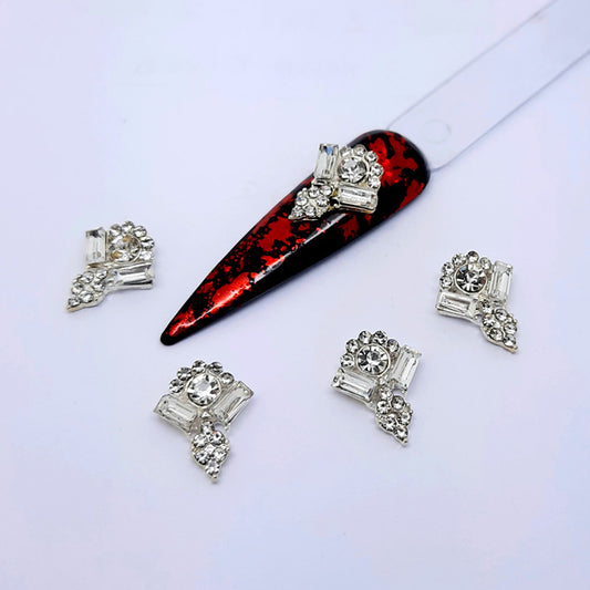 Clear Crystal + Rhinestone Nail Charms x 2, these are stunning nail charms.