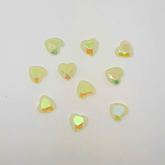 10 x Coeurs de sirène, jaune pâle 6 mm